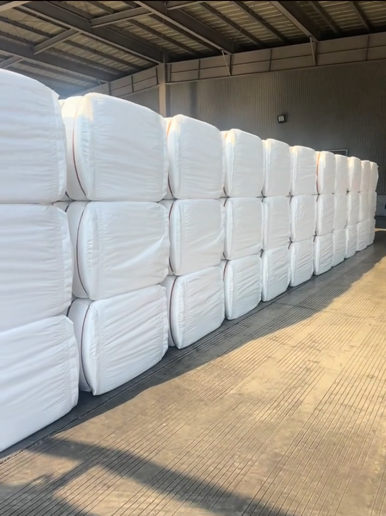 Finished Clean White 2D Polyester Staple Fiber Bales Warehousing